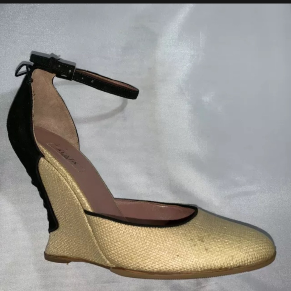 NWOB authentic ALAÏA size 38 woven seagrass/suede